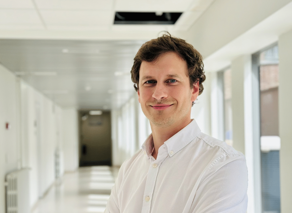 Dr. Arne De Smet Preview